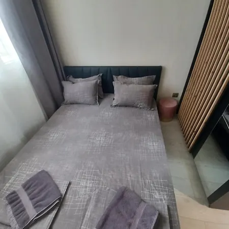 Apartment Premium Towers